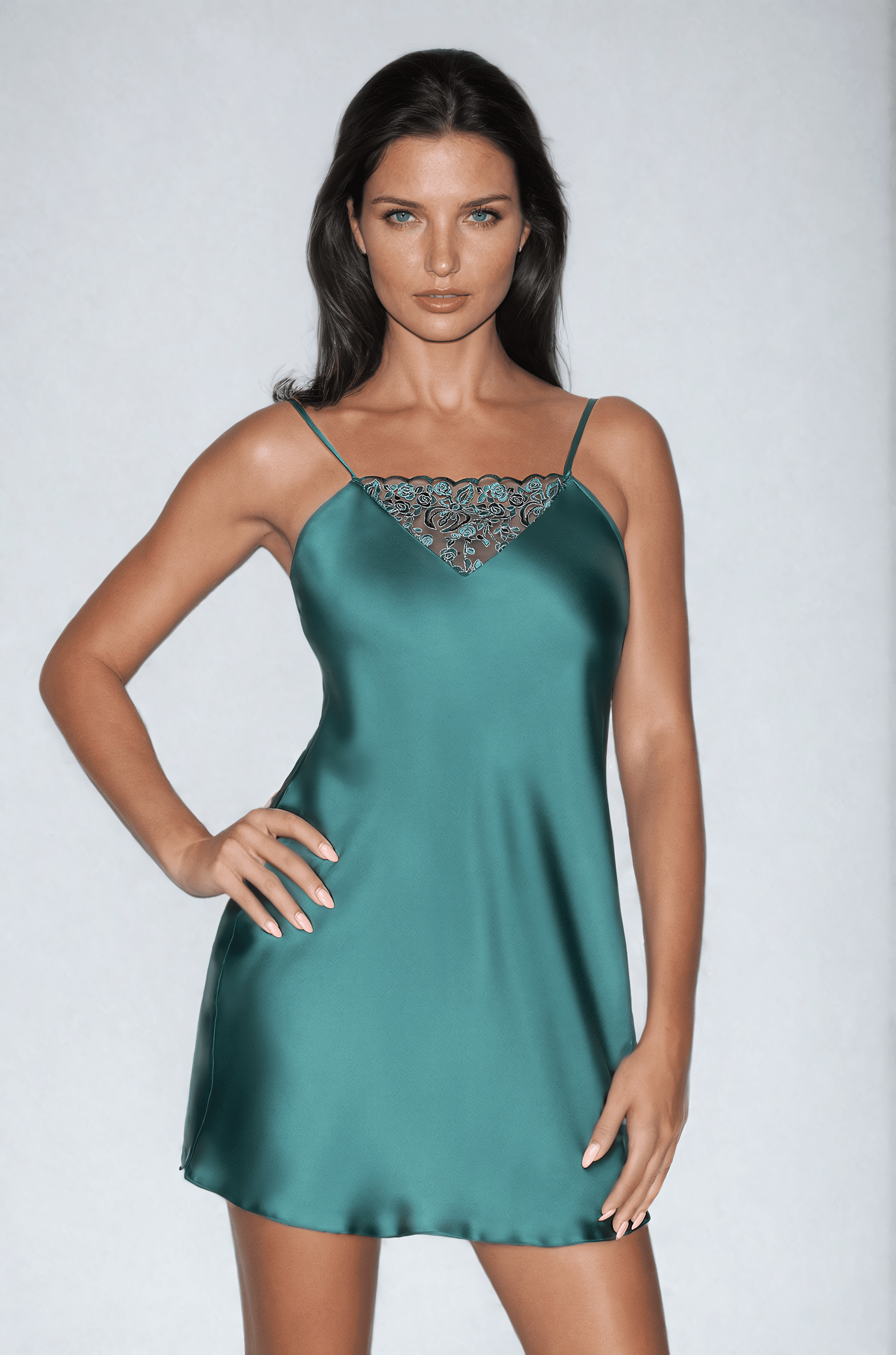 Emerald I Nightdress.png